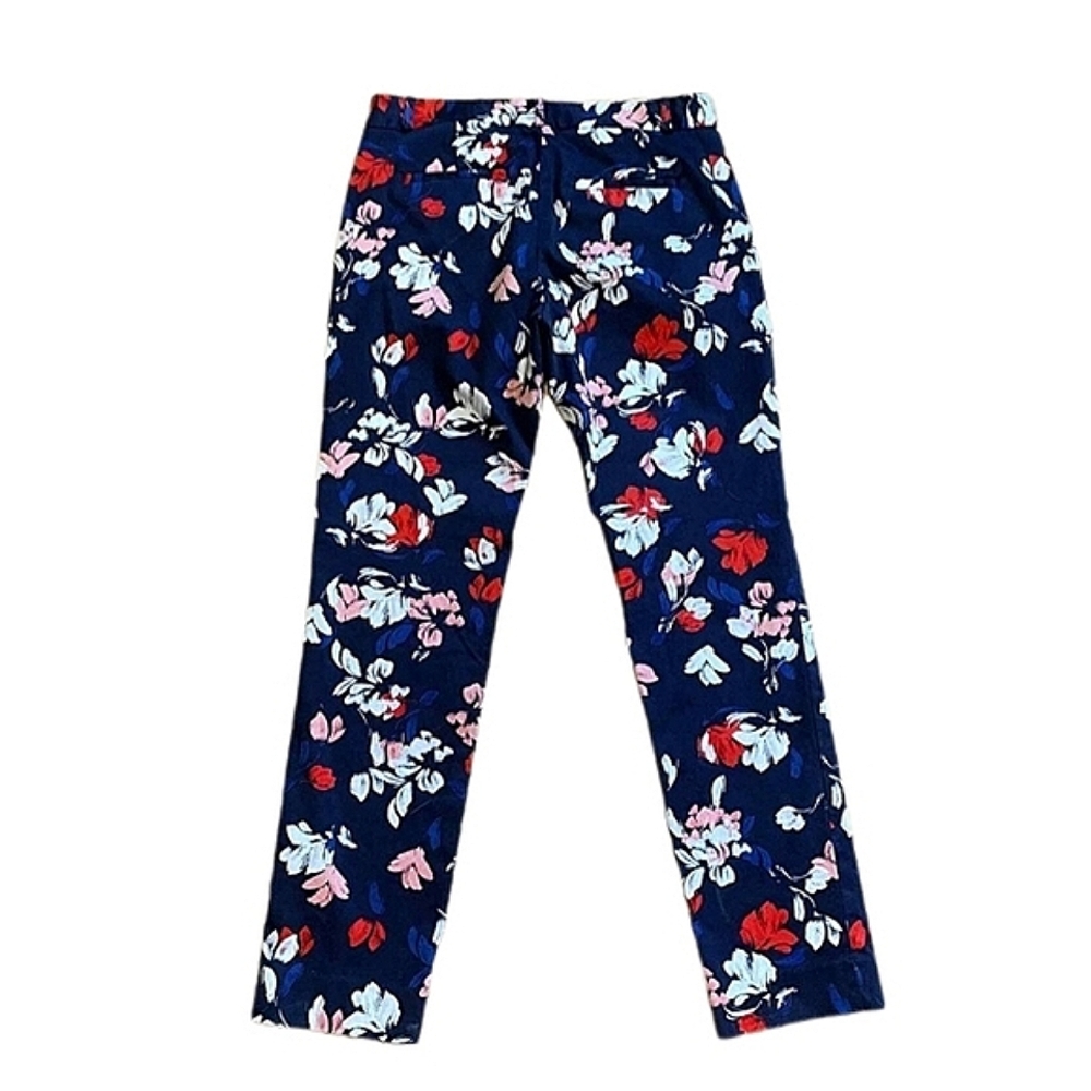 (3/$25) Banana Republic Navy Flowered Pants - Picture 3 of 5